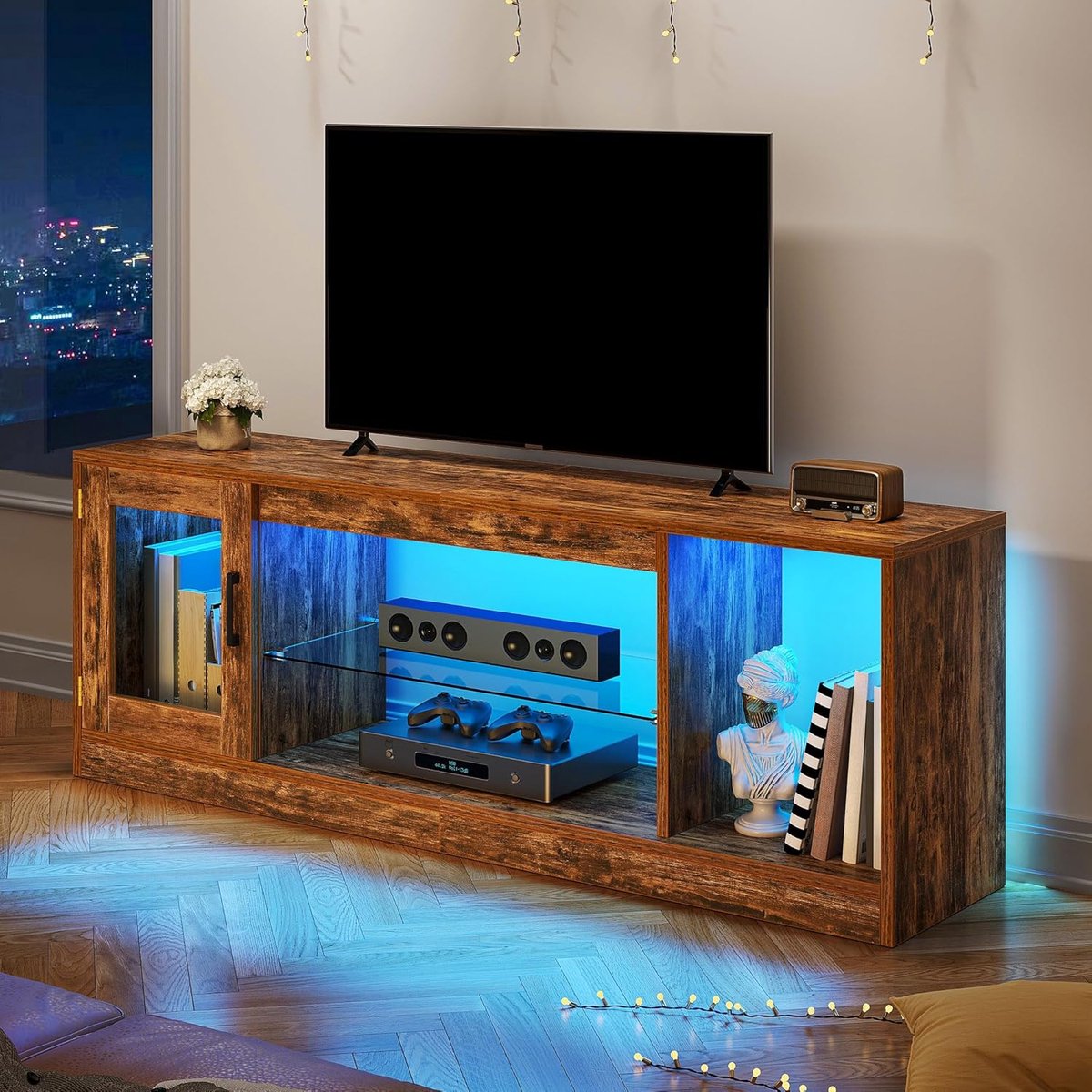 TV Meubel 148 cm met RGB LED Verlichting – Modern Lowboard met Glasplanken & Opbergruimte – Gaming Entertainment Center voor 65 inch TV – Bruin – Mobili Bella