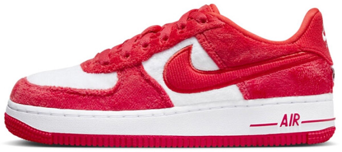 Nike Air Force 1 Low Valentine's Day Fleece (2024) (GS) - Maat 36.5