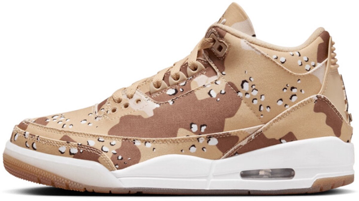 Jordan 3 Retro 'WNBA Desert Camo' (W) - Maat 42.5