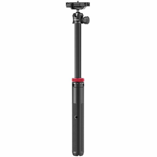 Zwarte selfiestick met rode ring en anti-slip grip, met schroefbevestiging bovenop.