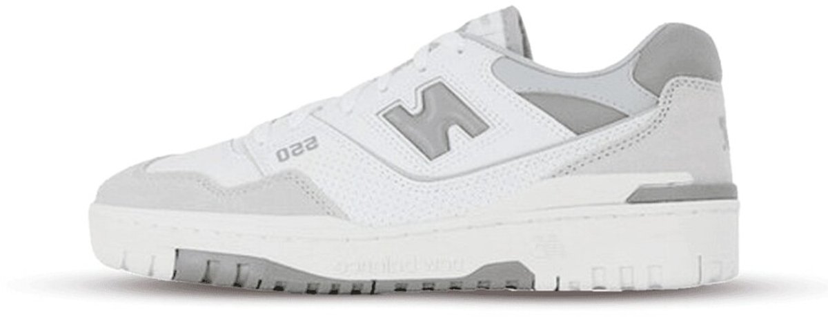 New Balance 550 Premium ‘ ‘ Courir Exclusive’ . Wit