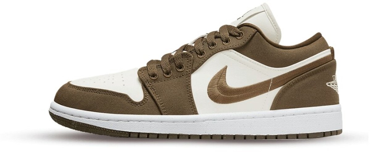 Jordan 1 Low SE Light Olive (W) - Maat 37.5
