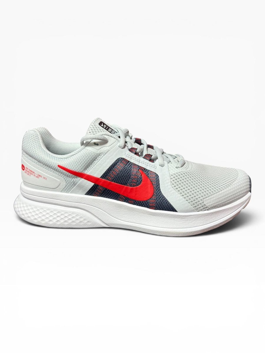 Nike Run Swift 2 Sportschoenen Mannen Grijs