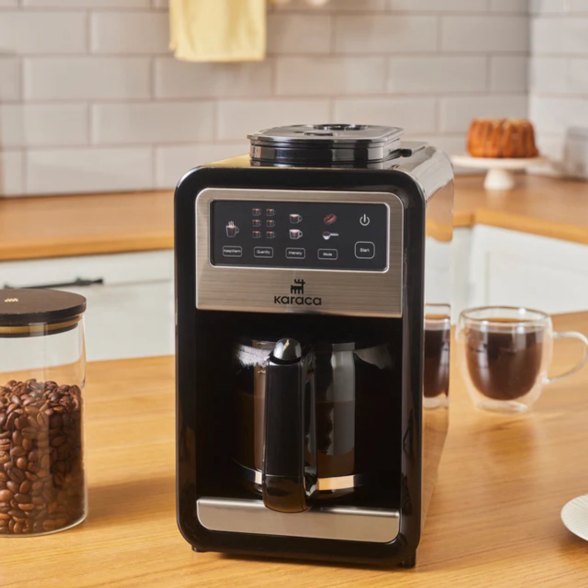 Karaca Grindbrew Pro - Filter Koffiemachine met Bonenmaler – 0,85L – 6 Kopjes – Touchscreen – 640W
