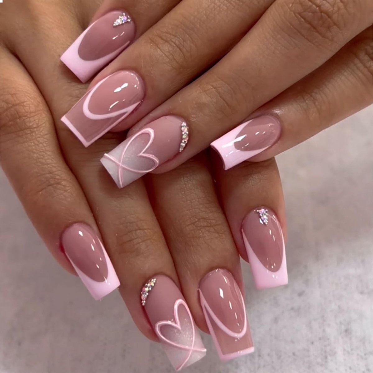 Dailygoods- Press-on Nails - Roze French Tip - Coffin Vorm - 24 Stuks - Zelfklevende Nagels - Herbruikbare Nagels - Inclusief Lijm en Spijkerbestand - Kunstnagels