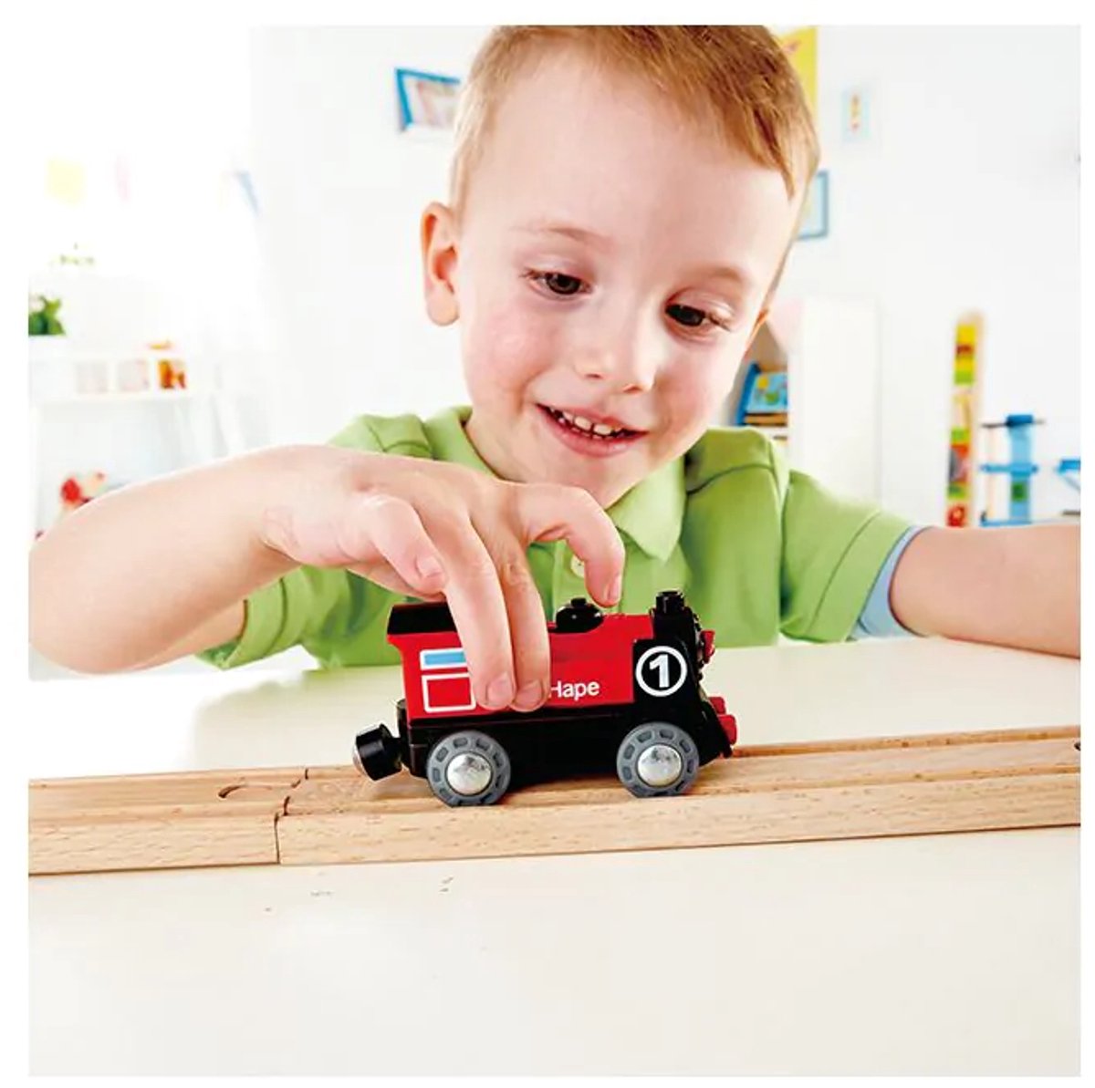 Hape Batterij Locomotief Nr. 1 - Speelgoedtrein met Verlichting en Magneet, 3 jaar+ — afbeelding 16