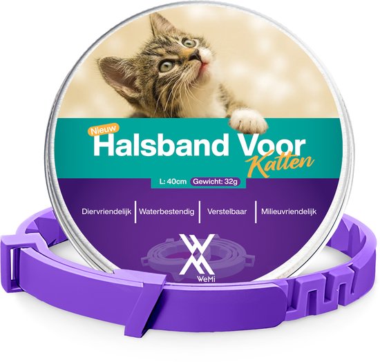 Paarse verstelbare kattenhalsband ligt onder een blik met de tekst 'Halsband voor Katten'.