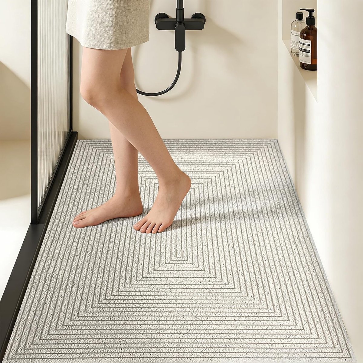Antislip douchemat 60 x 90 cm van PVC, sneldrogend en comfortabel, ideaal voor badkamer, keuken en natte ruimtes met afvoergaten