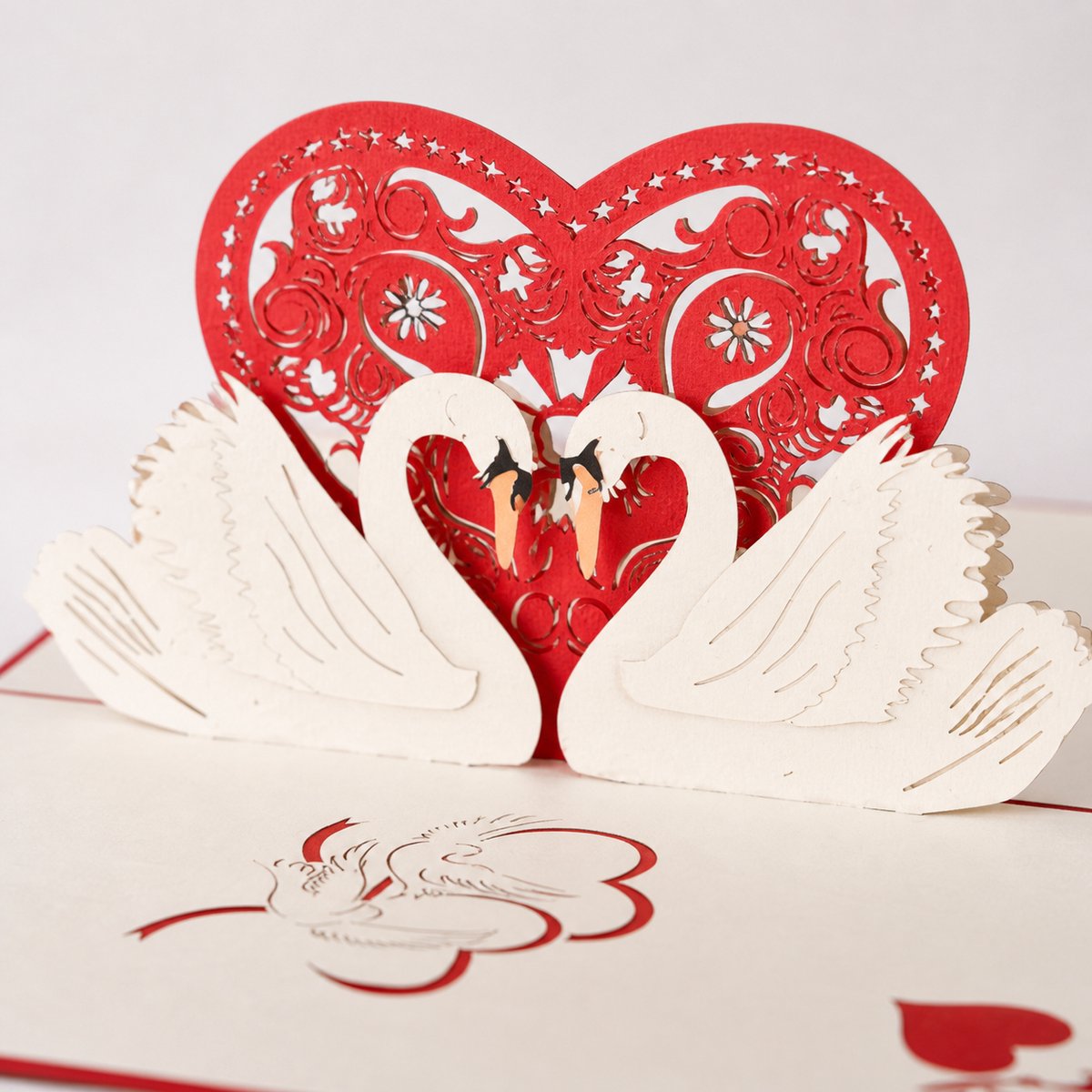 Paperbloom Love - 3D Pop-up Kaart - Romantische Zwanen - Rood Hart Design - Valentijn, Huwelijk & Jubileum