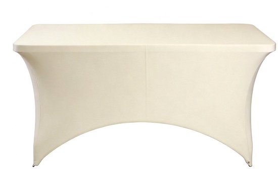 Beige stretch tafelkleed op een tafel, op een witte achtergrond.
