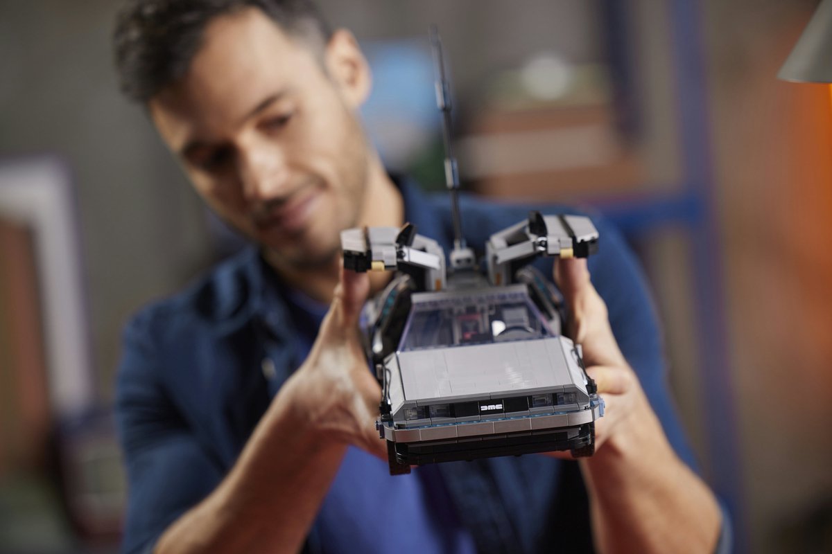 LEGO Back to the Future Time Machine - 10300 — afbeelding 24