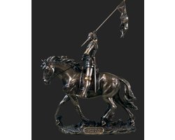 Jeanne d’Arc te Paard met Vlag | Parastone - H 28 cm