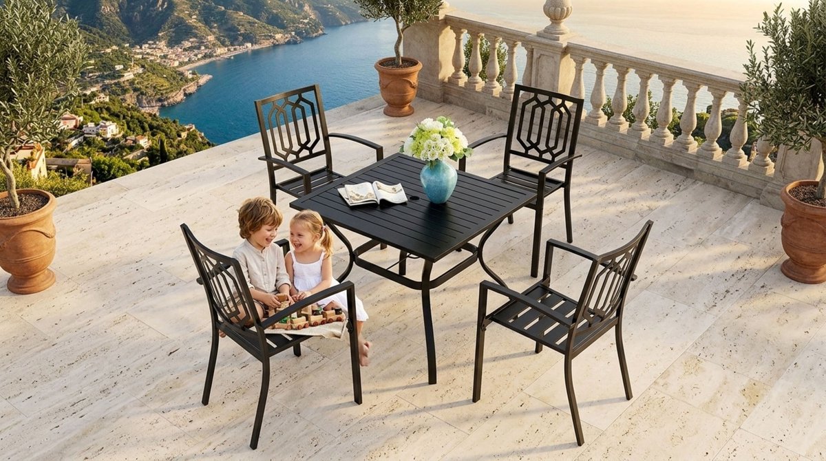 Tuinmeubelset 4 Personen – Meuble Paris Luxe Bistroset Metaal Weerbestendig – Inclusief Vier Stoelen en Vierkante Tuintafel met Parasolgat – Stapelbare Stoelen – Onderhoudsvrije Tuinset voor Terras, Balkon en Tuin – Modern Design