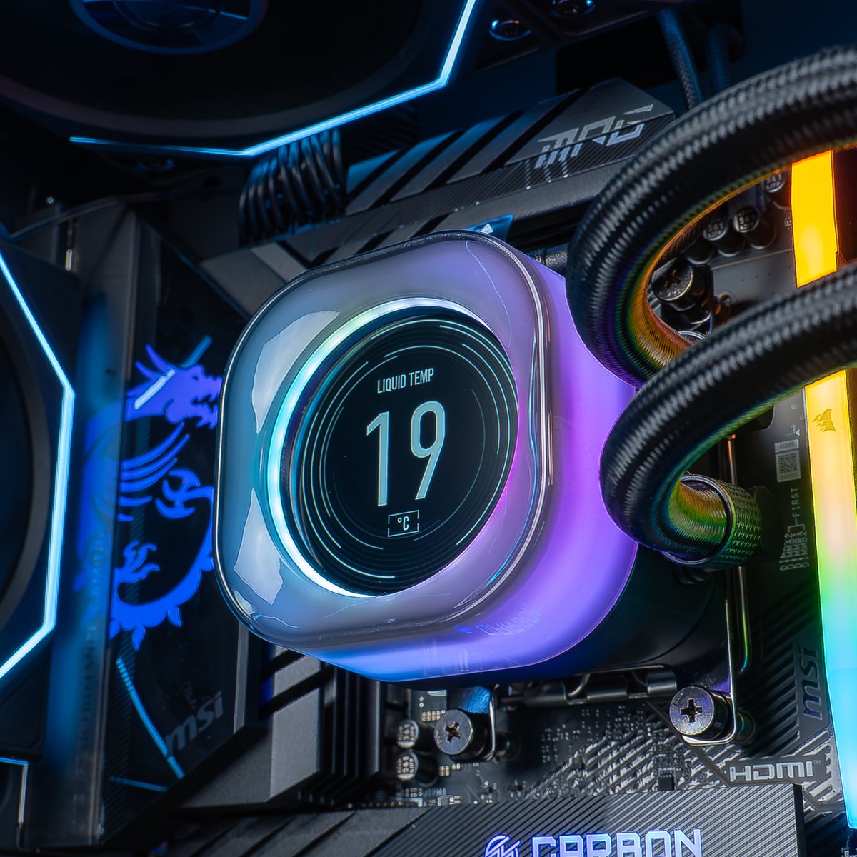 FlowUP Zeus - Gaming PC - Intel Ultra 9 285K - NVIDIA RTX 5090 32GB - 32GB DDR5 RAM - 2TB - LCD Waterkoeling — cadeau in Cadeau-ideeën - foto 4