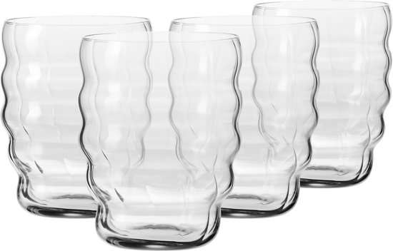 Quatre verres KROSNO latte macchiato vides à motif ondulé et côtelé.