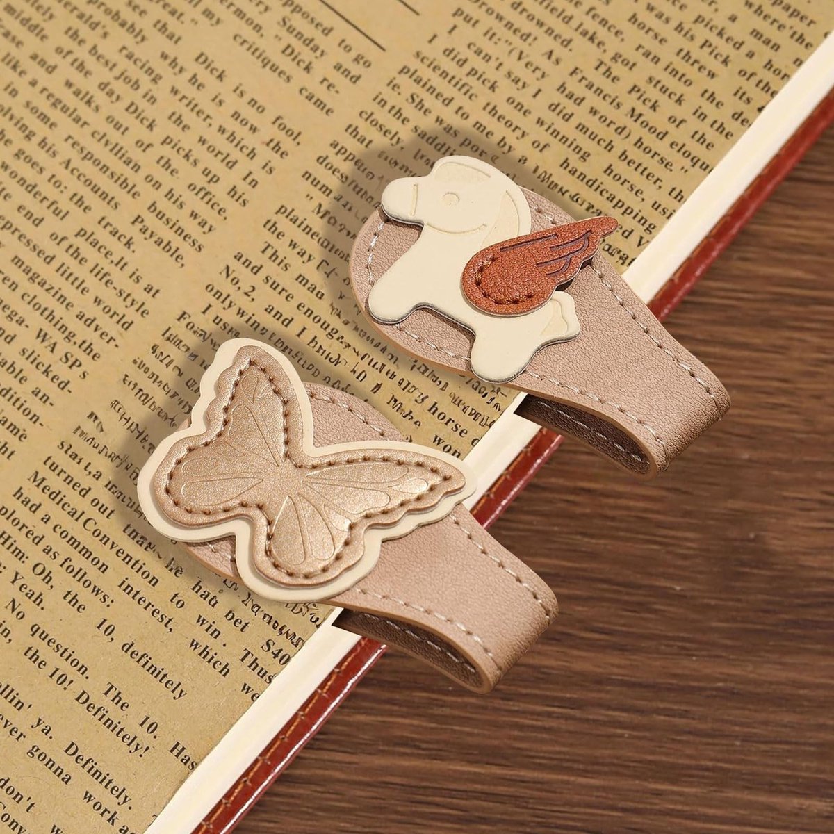 Cosensi- Bladwijzer Magnetisch - Set van 2 - Leren Bladwijzers - Retro Stijl - Boek Accessoire - Perfect Cadeau - Boekenlegger