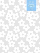 2019 - 2020 - Weekly Planner - 17 Months: August 2019 - December 2020 - Includes 30 pages of Dot Grid Pages for Notes - Vintage Floral Simple Weekly P