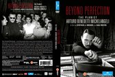 COFFRET DVD BEYOND PERFECTION avec Arturo Benedetti Michelangeli et un groupe de jeunes gens.