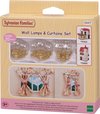foto van Sylvanian Families  5447 wandlampen & gordijnenset voor grote landhuis ( 5302) en torenhuis met lift (5400)
