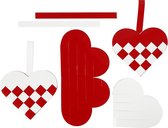 Gevlochten harten. afm 13.5x12.5 cm. rood. wit. 8 set/ 1 doos