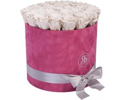 Handgemaakte Rozendoos velvet roze met witte premium roses