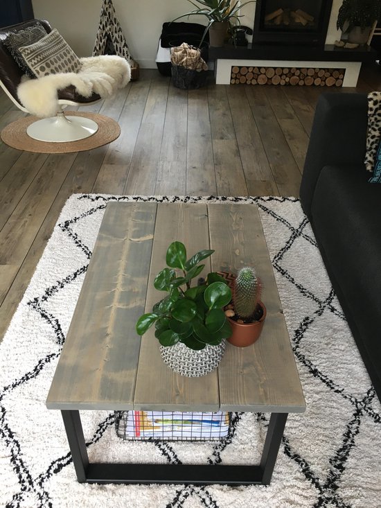 Table basse échafaudage industriel en bois couleur Gris| Cadre en U noir mat