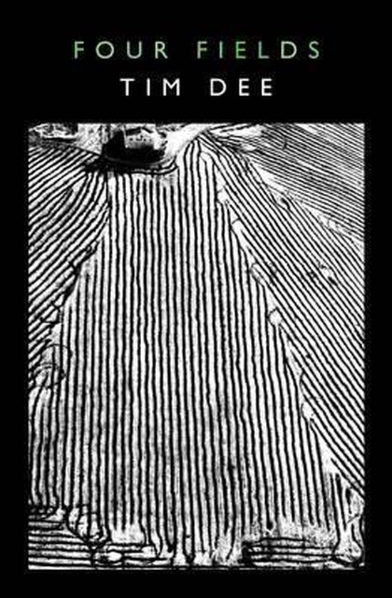 Boekomslag van "Four Fields" van Tim Dee, met een zwart-witfoto van landbouwvelden.