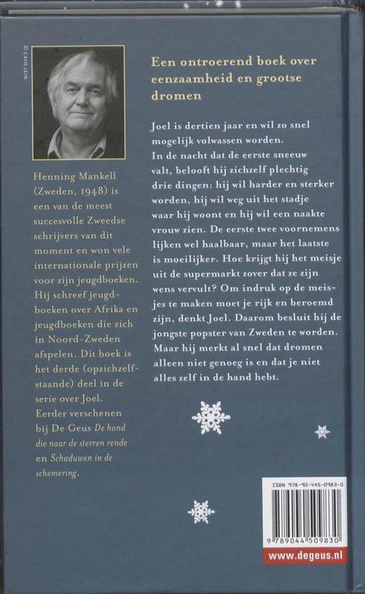 Achterkant van een boek met een portret van Henning Mankell. Titel en tekst in het Nederlands.