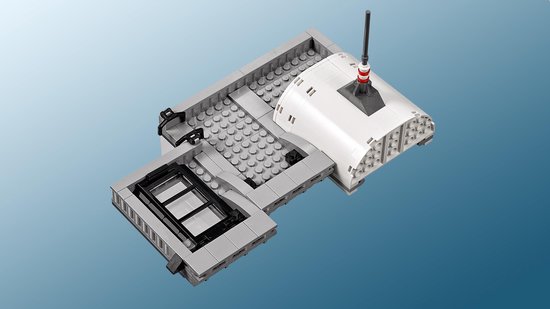 LEGO Creator Expert Downtown Diner 10260 dak met antenne en ramen.