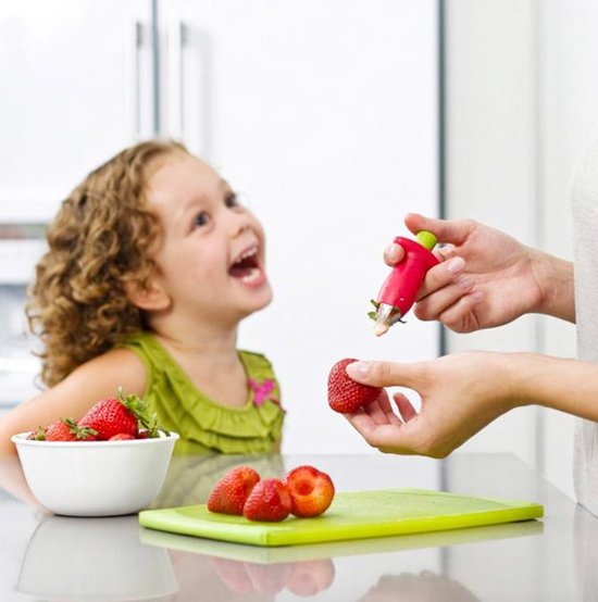 Aardbeien ontkroner van Recette Parfait - Rood - Fruit Snijder - Keukenaccessoires - Aardbei steel verwijderaar - Tomaten ontkronen - Aardbeien tool