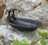 Baignoire modèle porte-savon avec robinets
