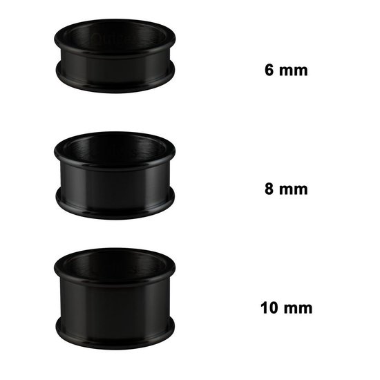 Drie zwarte metalen tunnels van 6mm, 8mm en 10mm.