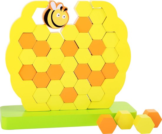small foot - Beehive Wobbly Tower