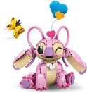 LEGO Angel avec nœud, ballon en forme de cœur et un papillon volant.