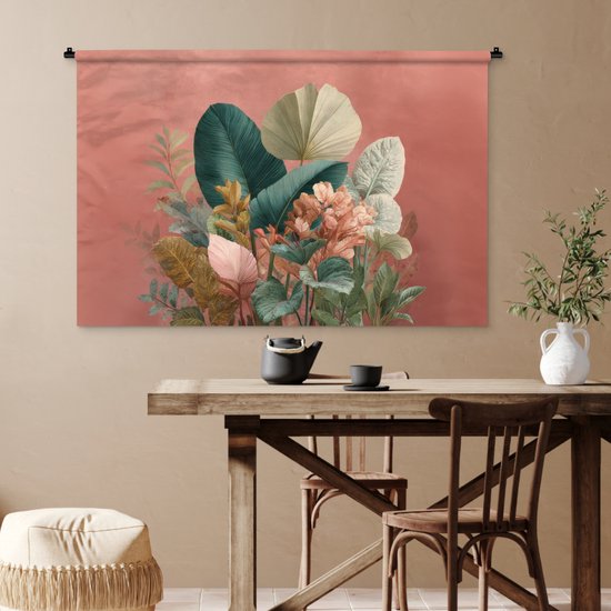 Wandkleed met tropische bladeren in roze en groen op een roze achtergrond.