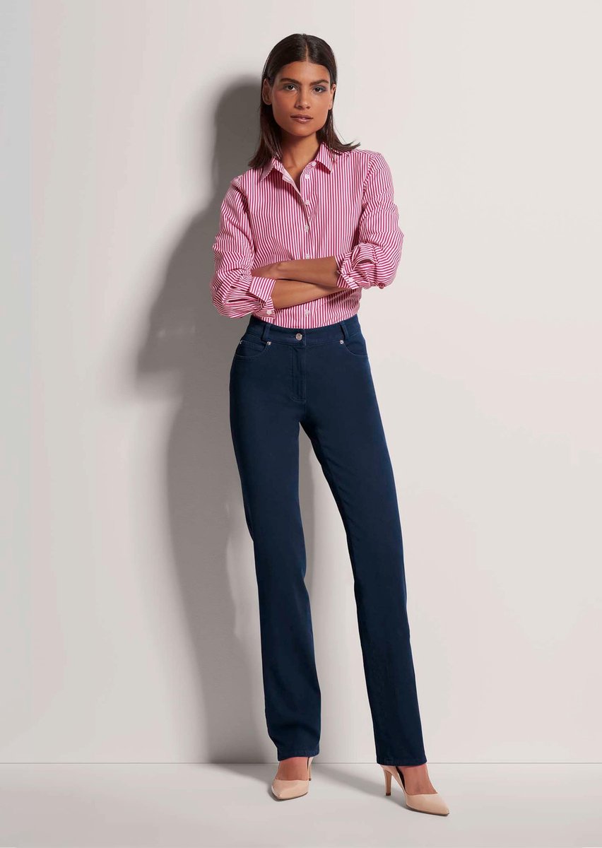 MADELEINE M-Jeans, Wijd M-jeans in recht model met logo-borduursel