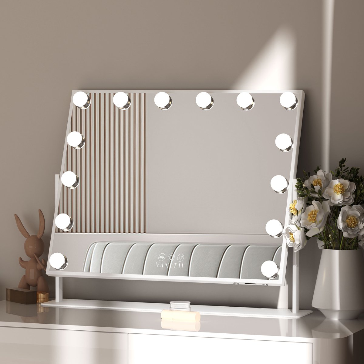 VANITII Hollywood Grote Make-up Spiegel-met 360 Grad Roterende Desktop Vanity Spiegel- 62X52CM - WIT