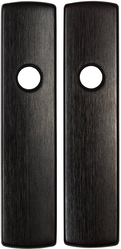 Deux rosaces rectangulaires noires brossées avec un trou rond central.