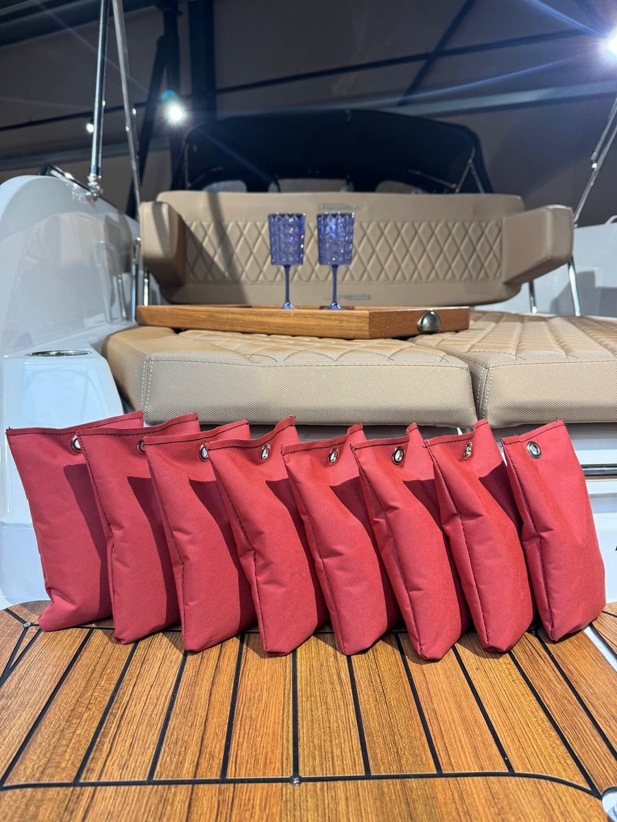 8X Grindzakjes Zandzakjes rood - voor bootdekzeil - om waterzakken te voorkomen - 0,8kg
