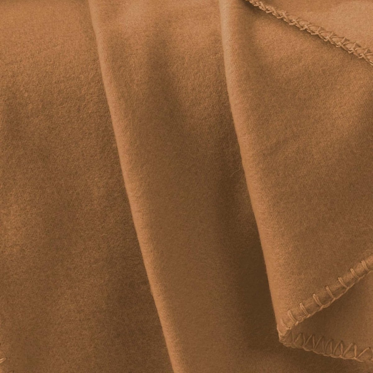 Famanu Fleece Deken 125 x 150 cm - Camel - Zacht & Warm
