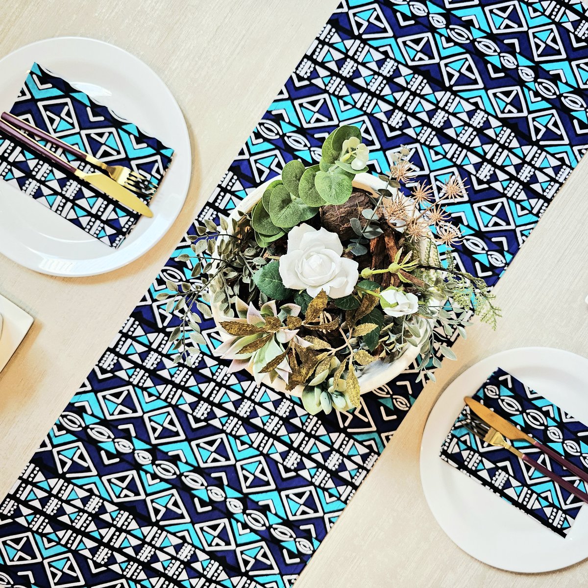 Tafelloper 160x35cm met Servetten Set van 8 | Gemaakt van 100% Afrikaanse Print Stof