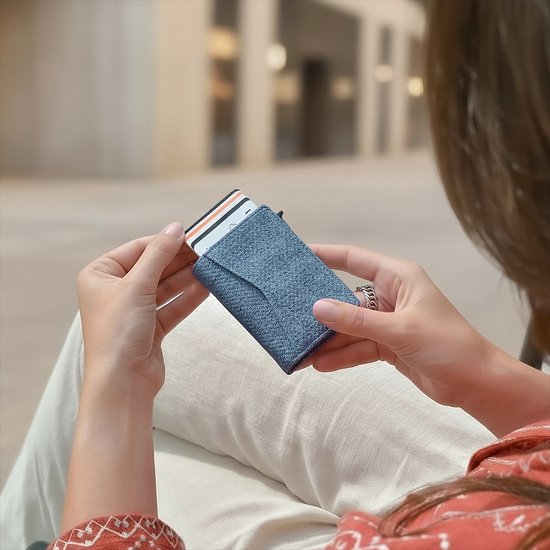 Prowallet Slim – Porte-cartes RFID - Denim – Portefeuille compact pour 8 cartes et billets – Porte-cartes coulissant en aluminium et simili cuir – Coffret cadeau de luxe – Homme & Femme