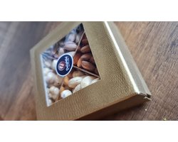 Luxe Cadeaupakket met Noten en Turkse Lokum – 4 stuks – Verrassingsgeschenk