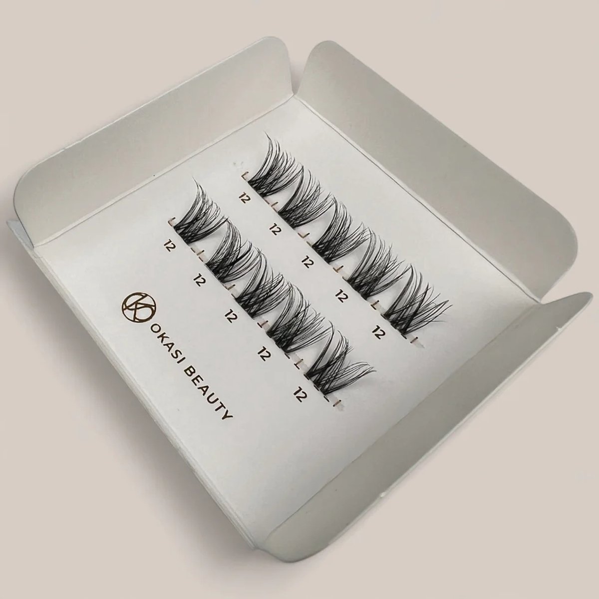 Okasi Beauty - Flirty Try Me 12 mm - Premium Natural Lashes - 10-cluster DIY Wimper segmenten - Lengte 12 mm - Ultradunne transparante wimperband - DIY wimperextensions - Speelse wimperlook