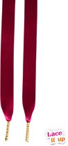 Schoenveters plat satijn luxe - bordeaux rood breed - 120cm met gouden stiften veters voor wandelschoenen, werkschoenen en meer
