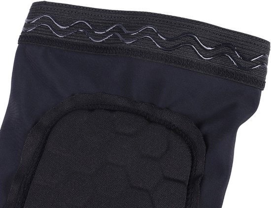 GT Sleeve Shin Pads Junior - 10cm x 6cm - ingebouwd - 6-10 jaar - Ingebouwde Scheenbeschermers - Ultralichte Trainingsaccessoire voor Voetbal - Comfort & Bewegingsvrijheid - Voetbalscheenbeschermers Kind -Unisex - Zwart van GT — afbeelding 4