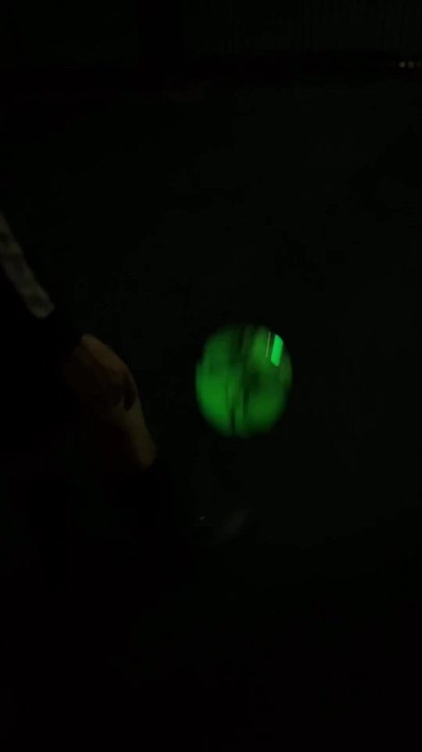 Lichtgevende Voetbal LED – Glow in the Dark Voetbal Maat 5 – USB-C Oplaadbaar – Inclusief Pomp – Cadeau voor Voetballer – Performance Pro