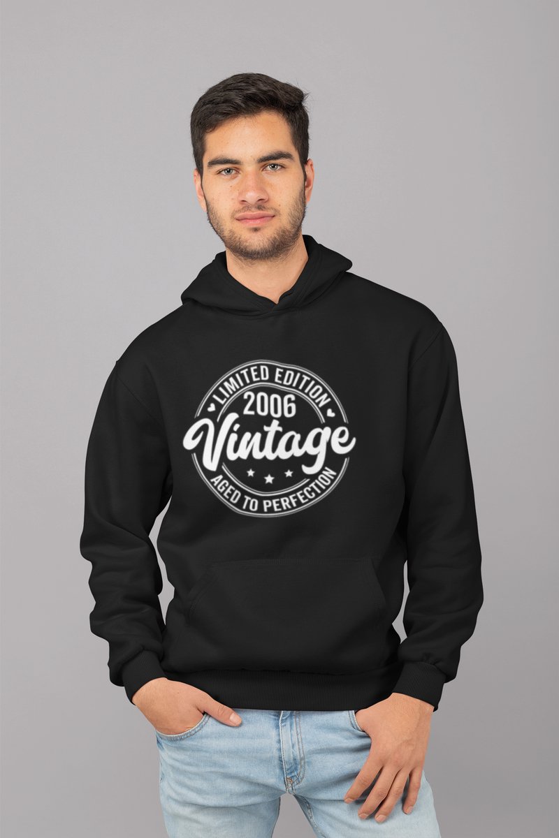 2006 Jaar Zwart Hoodie Heren - Maat L - Aged Vintage - Verjaardag Cadeau Mannen - Limited Edition