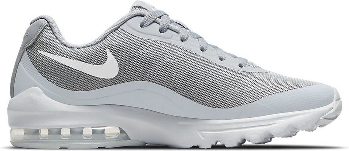 Nike Nike Air Max Invigor Sneakers Unisex Grijs