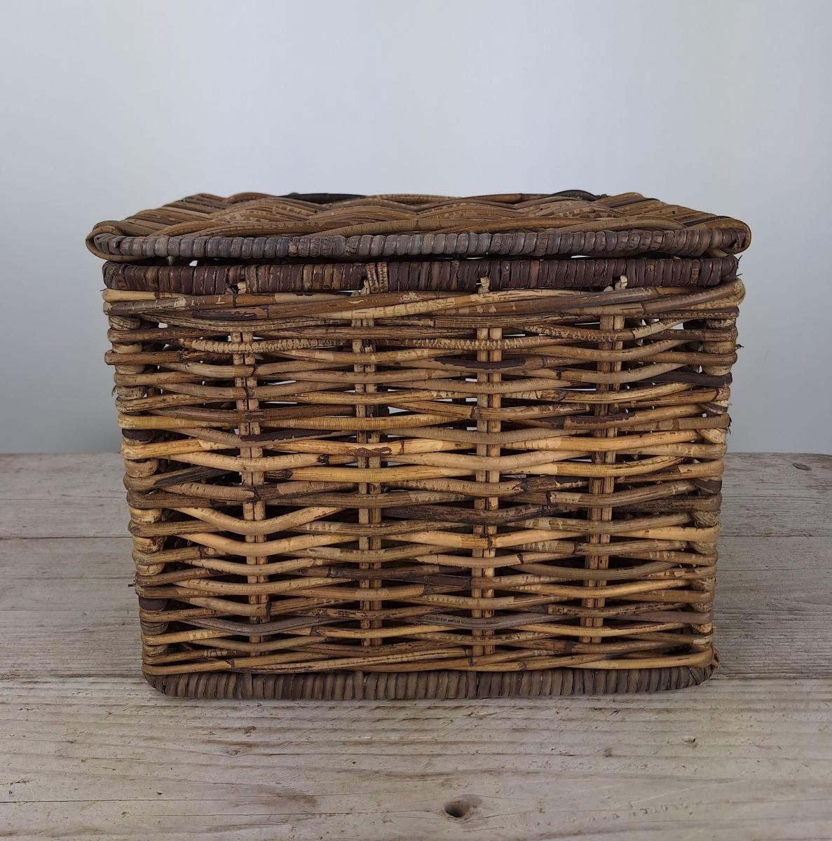 MigoStyling - Opbergmand - Kinderfietsmand - Met deksel - 37x 26 x H30 cm - Riet - Rotan - Rechthoek - Brown